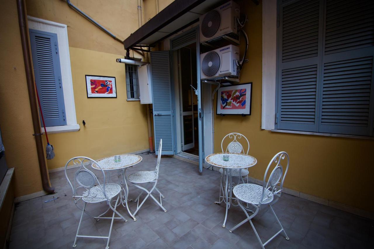 Home Art Colosseo Rom Eksteriør billede
